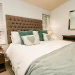 Somerford Holiday home *