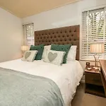 Holiday home Somerford